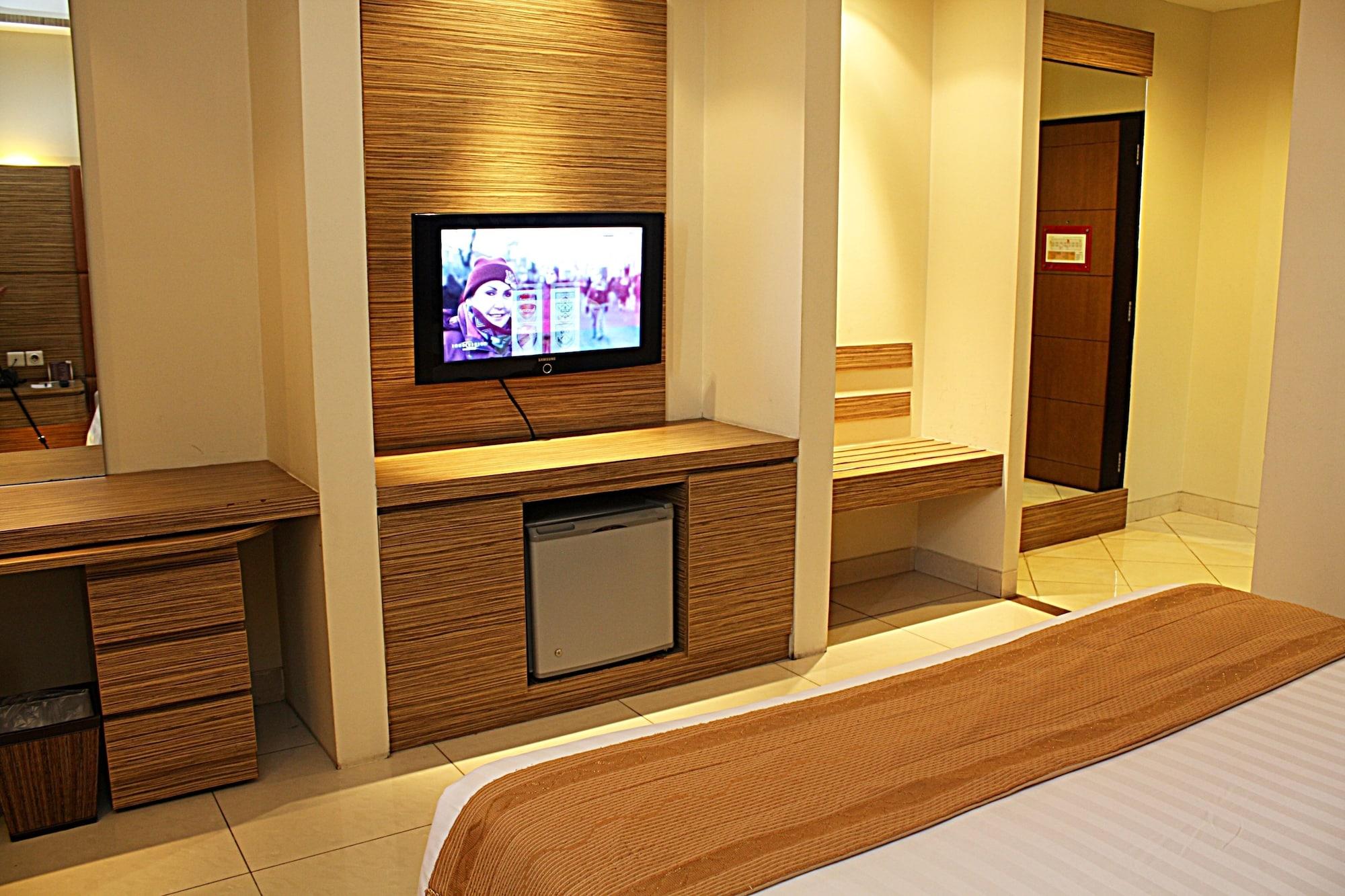 Grand Pasundan Convention Hotel Бандунг Экстерьер фото