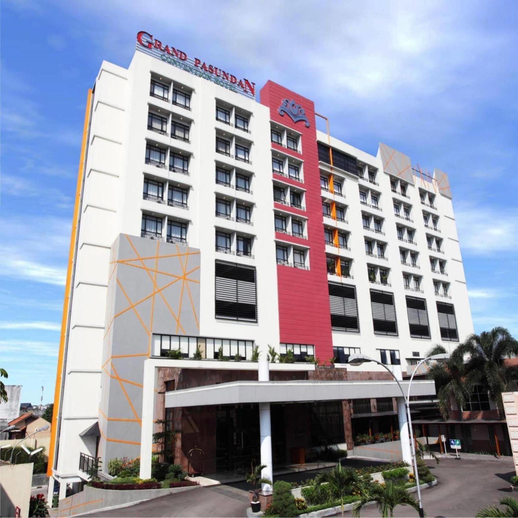 Grand Pasundan Convention Hotel Бандунг Экстерьер фото