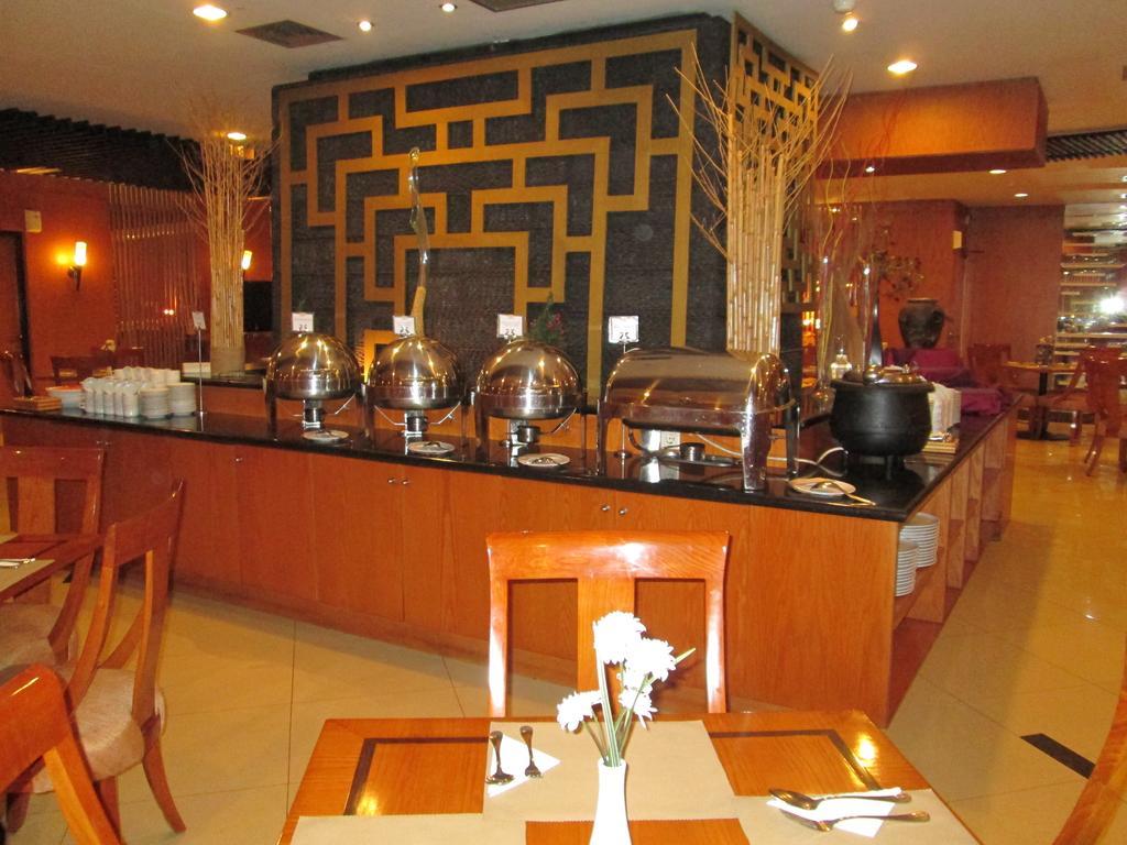 Grand Pasundan Convention Hotel Бандунг Экстерьер фото
